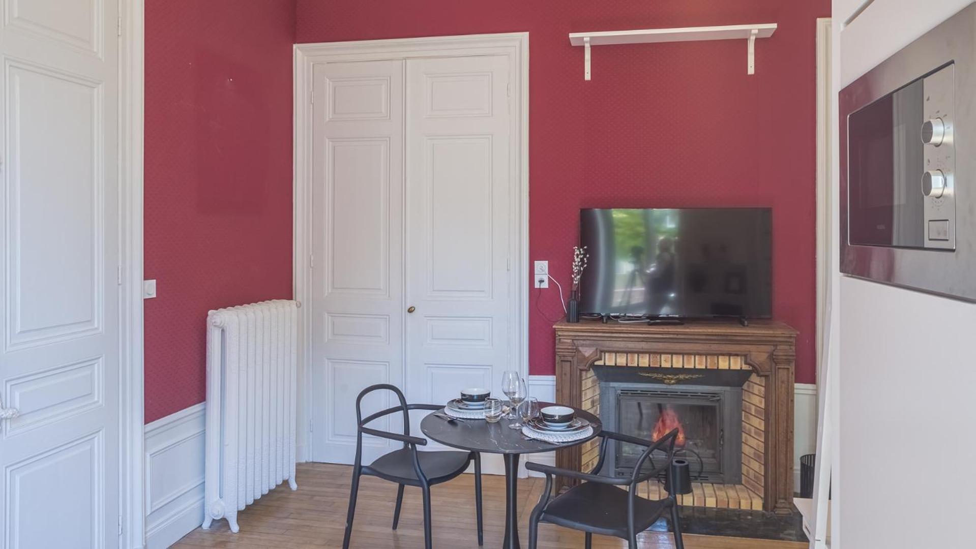 Bonappart 2 - Charme Napoleonien & Confort Troyes Exterior photo